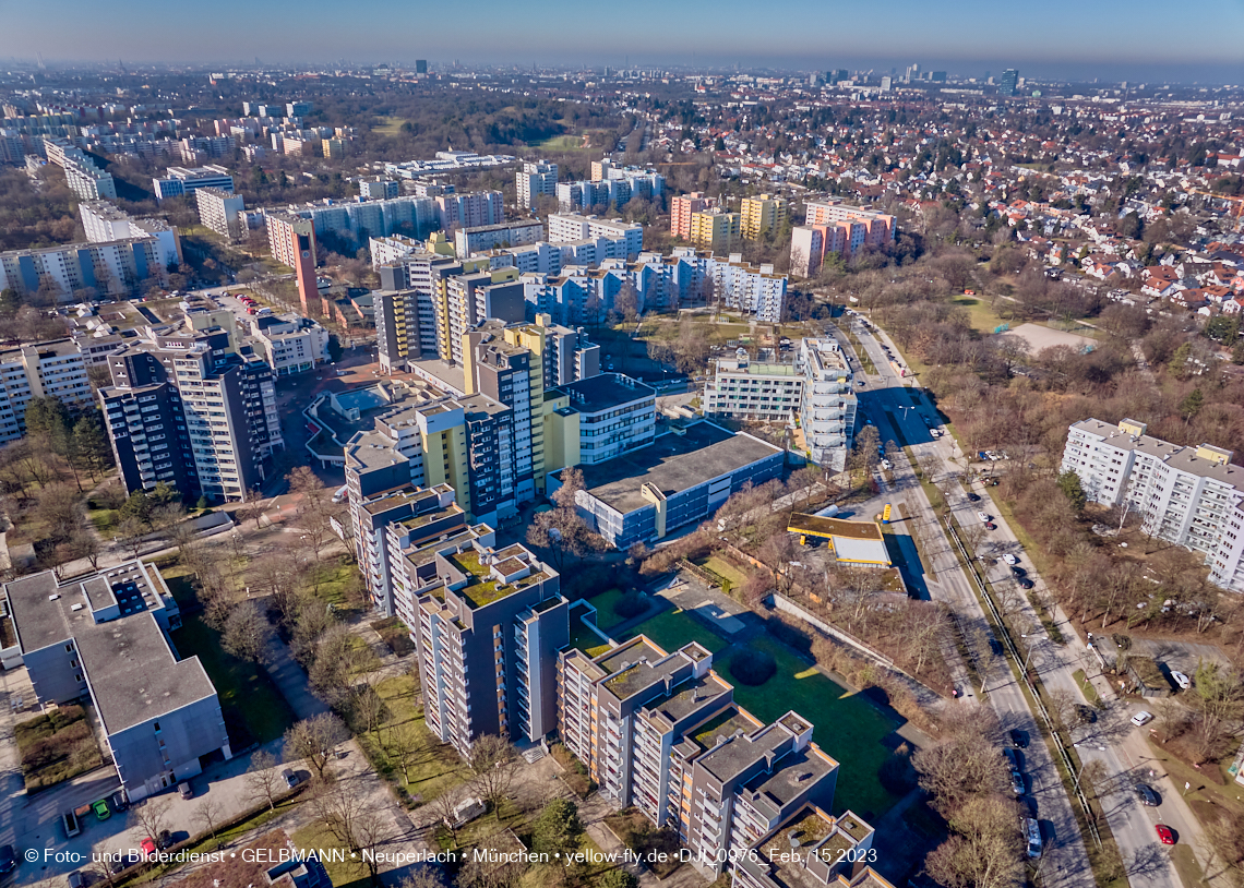 15.02.2023 - Marx-Zentrum und Wohnanlage Karl-Marx-Ring in Neuperlach